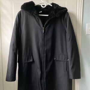 Vintage black winter coat, faux fur